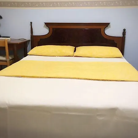 Bed & Breakfast Qindajie House Rome